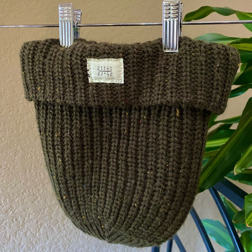 Free People Charlie Cuff Beanie